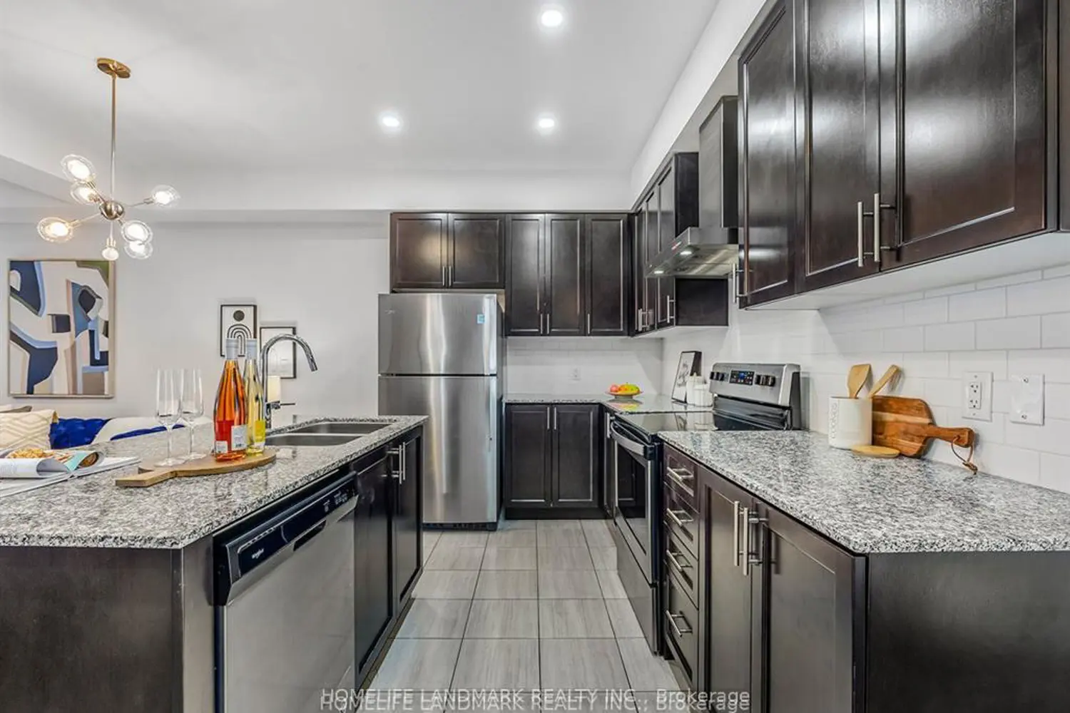 Additional image 7 of 100 Christine Elliot Avenue