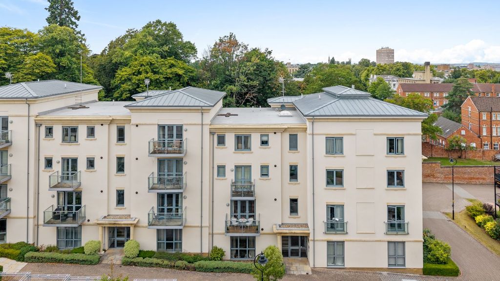 Additional image 11 of 2 bed flat for saleSandford Court, Humphris Place, Cheltenham GL53