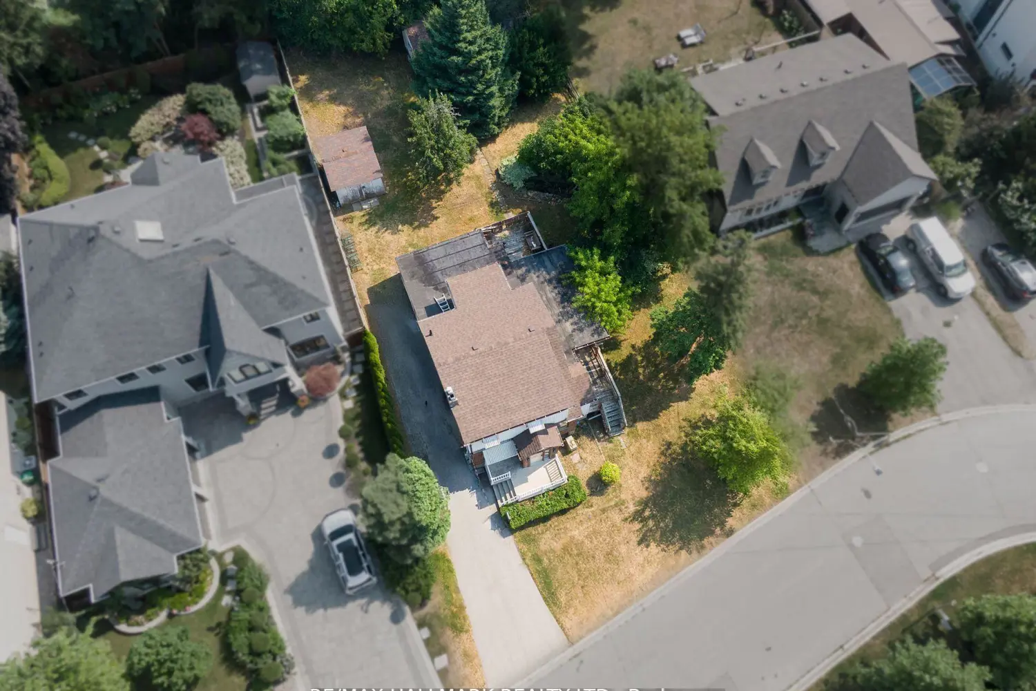 Additional image 7 of 724-728 Montbeck Crescent