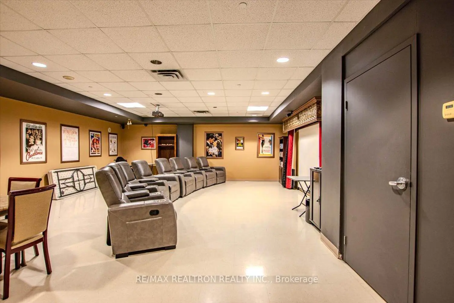 Additional image 15 of 74 Ross Street 48