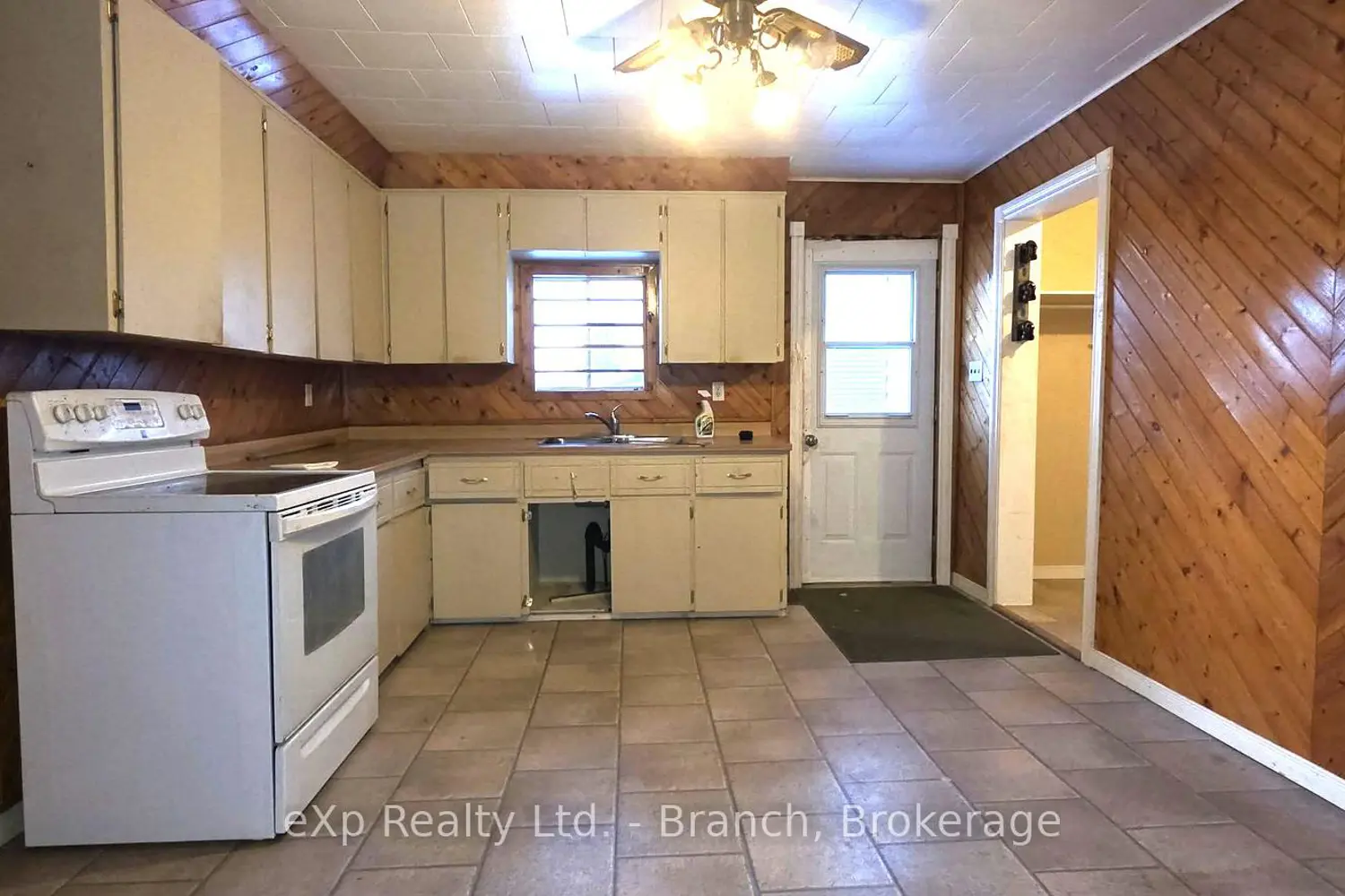 Additional image 3 of 305 Georgina Street