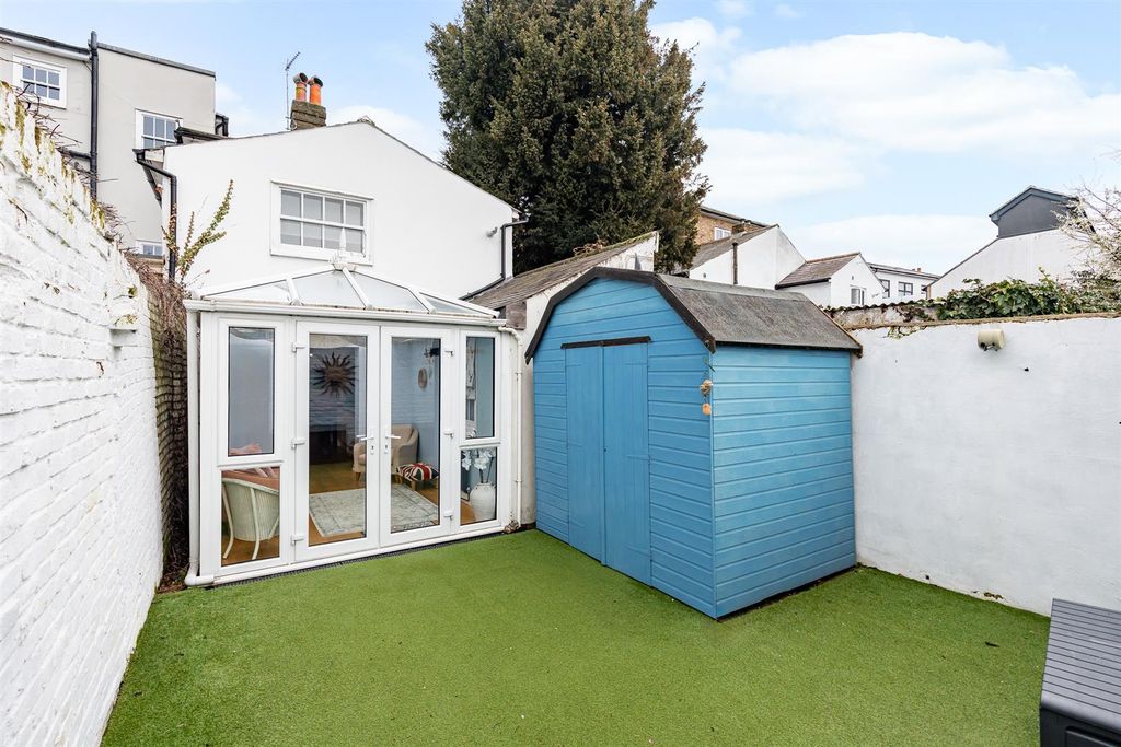 Additional image 13 of 3 bed semi-detached house for saleNorth Road, Hertford SG14