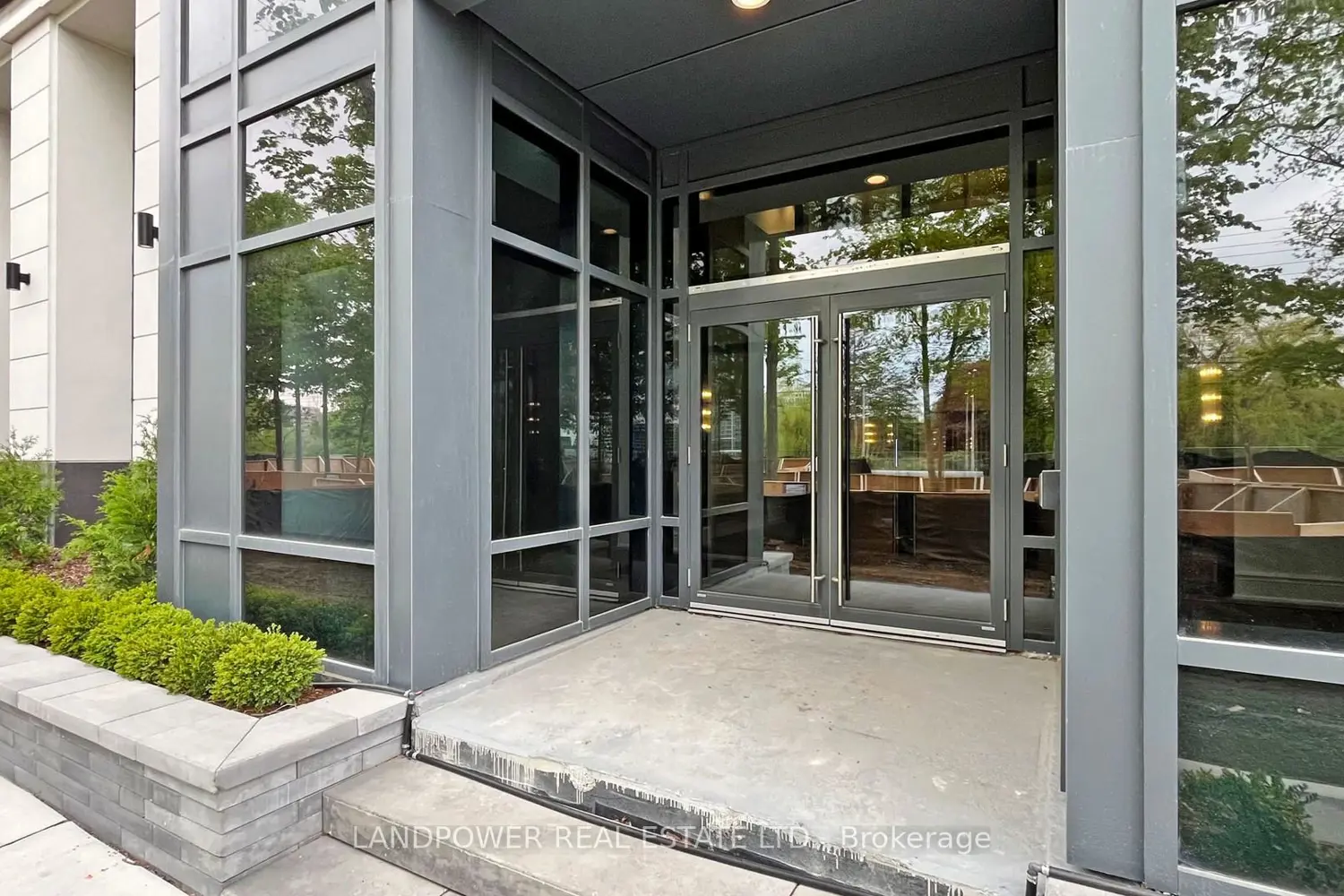 Additional image 2 of 8 Cedarland Drive 1202