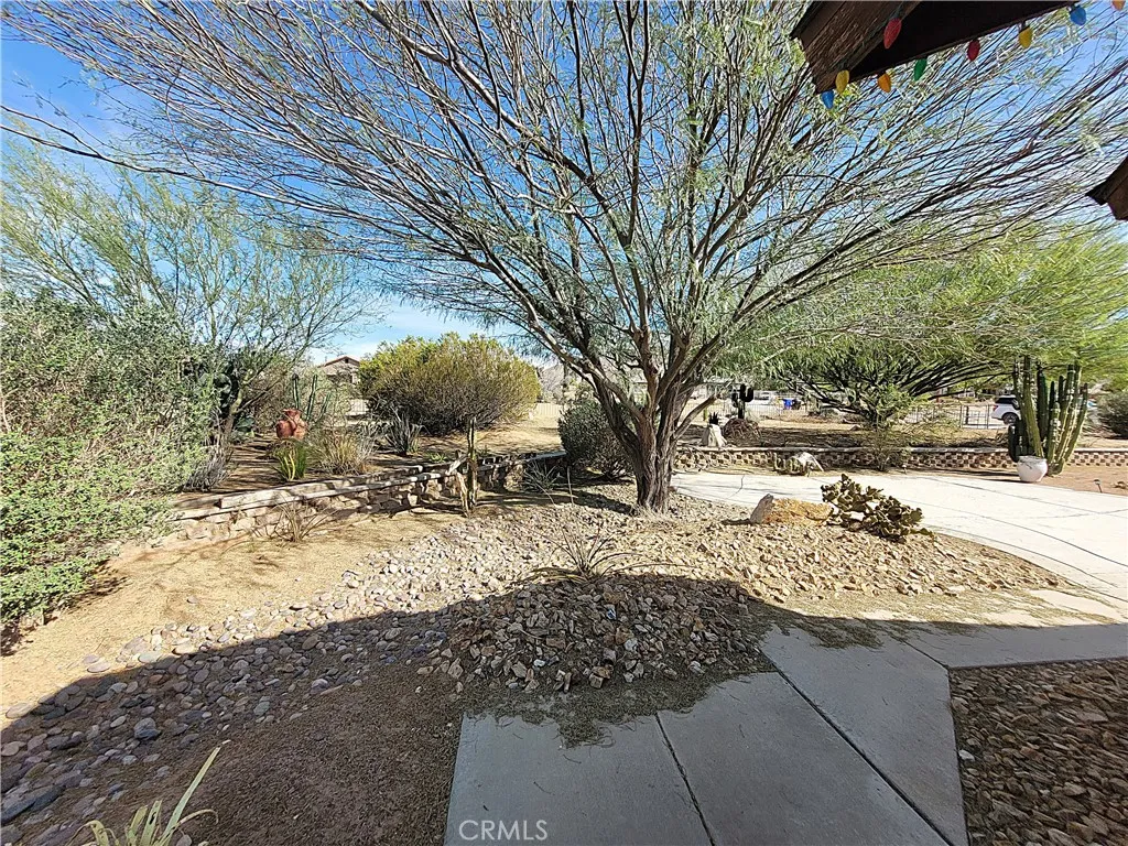Additional image 5 of 23677 Cahuilla Rd, Apple Valley, CA 92307