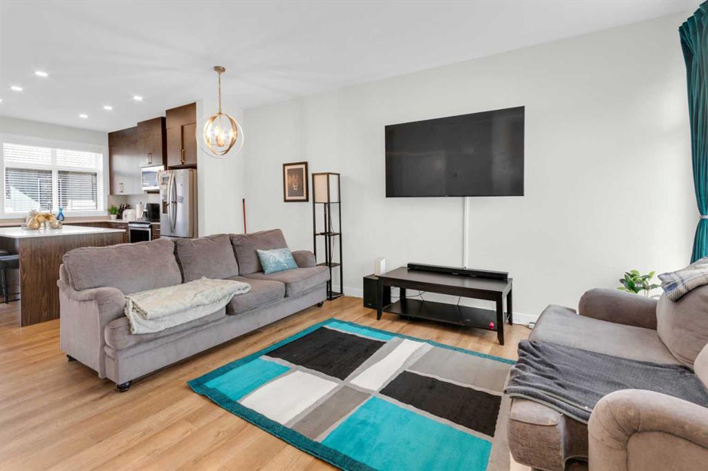 Additional image 3 of 1206 Sage Meadows Gardens NW, Calgary, AB, T3P 1K3