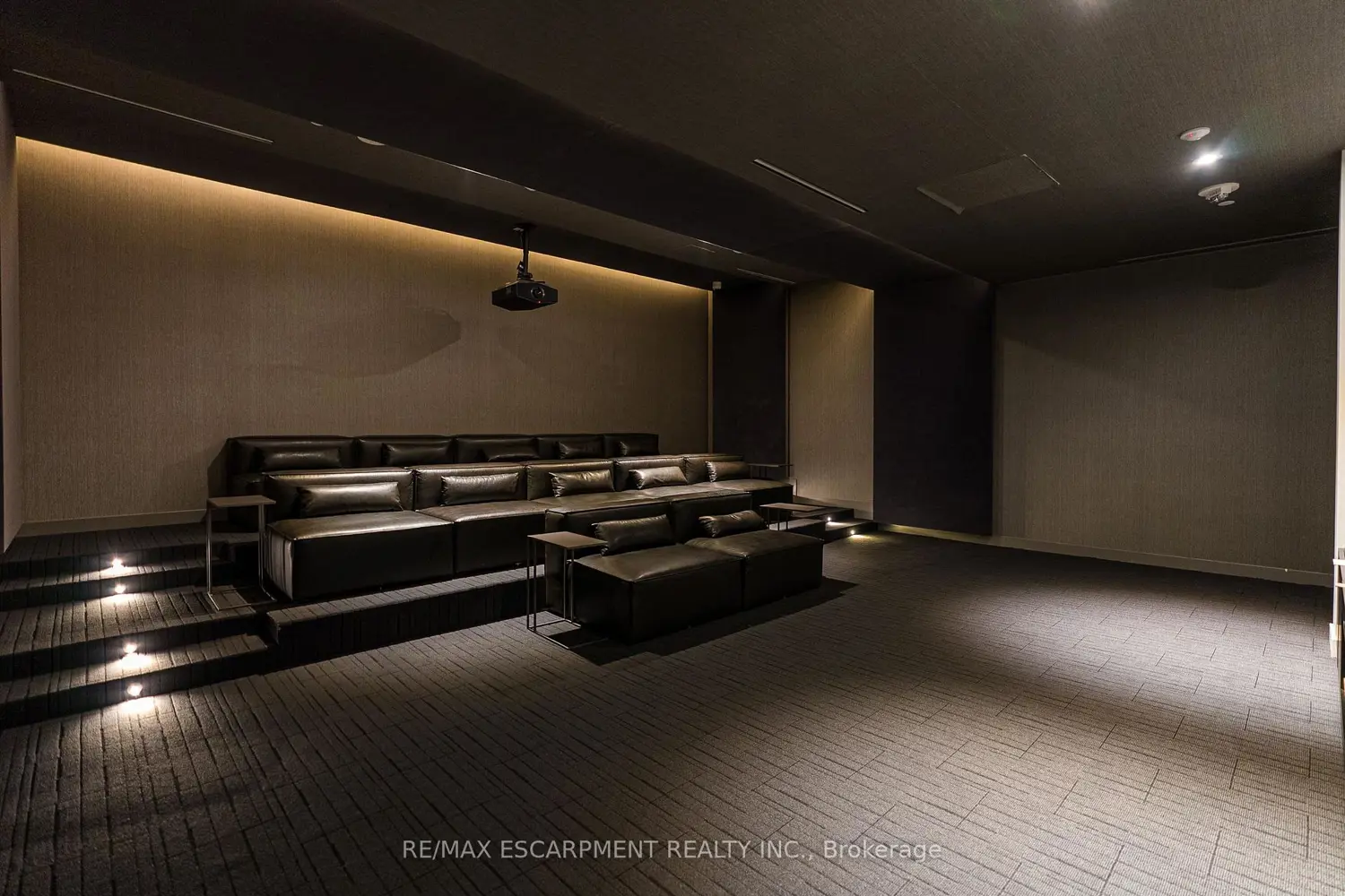 Additional image 12 of 3883 Quartz Road 3413