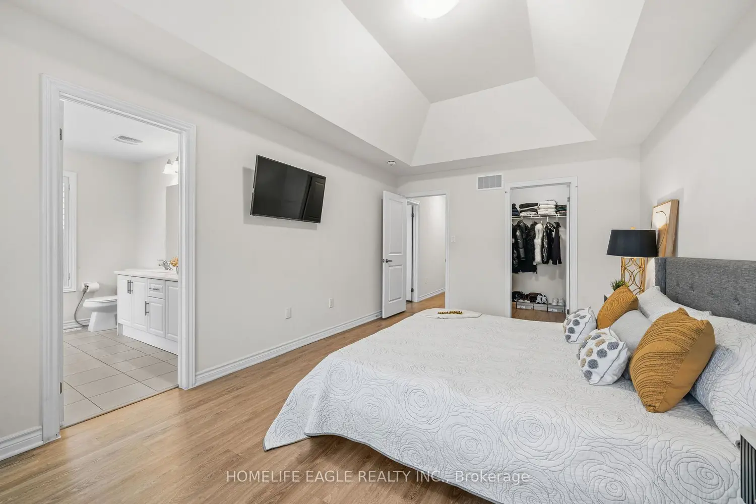 20 Viola Street photo 5