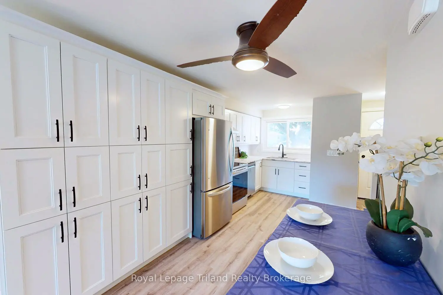 Additional image 5 of 648 Brant Street