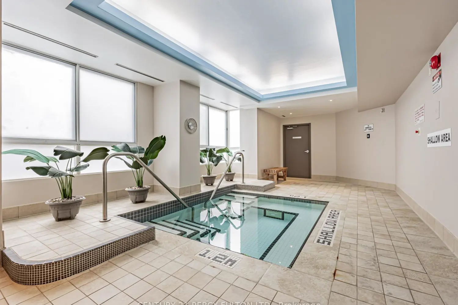 Additional image 20 of 1485 Lakeshore Road 909