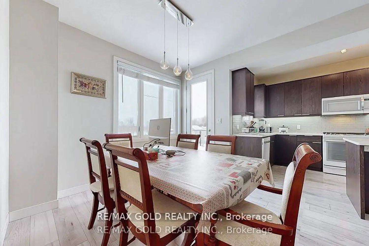 Additional image 5 of 997 West Village Square