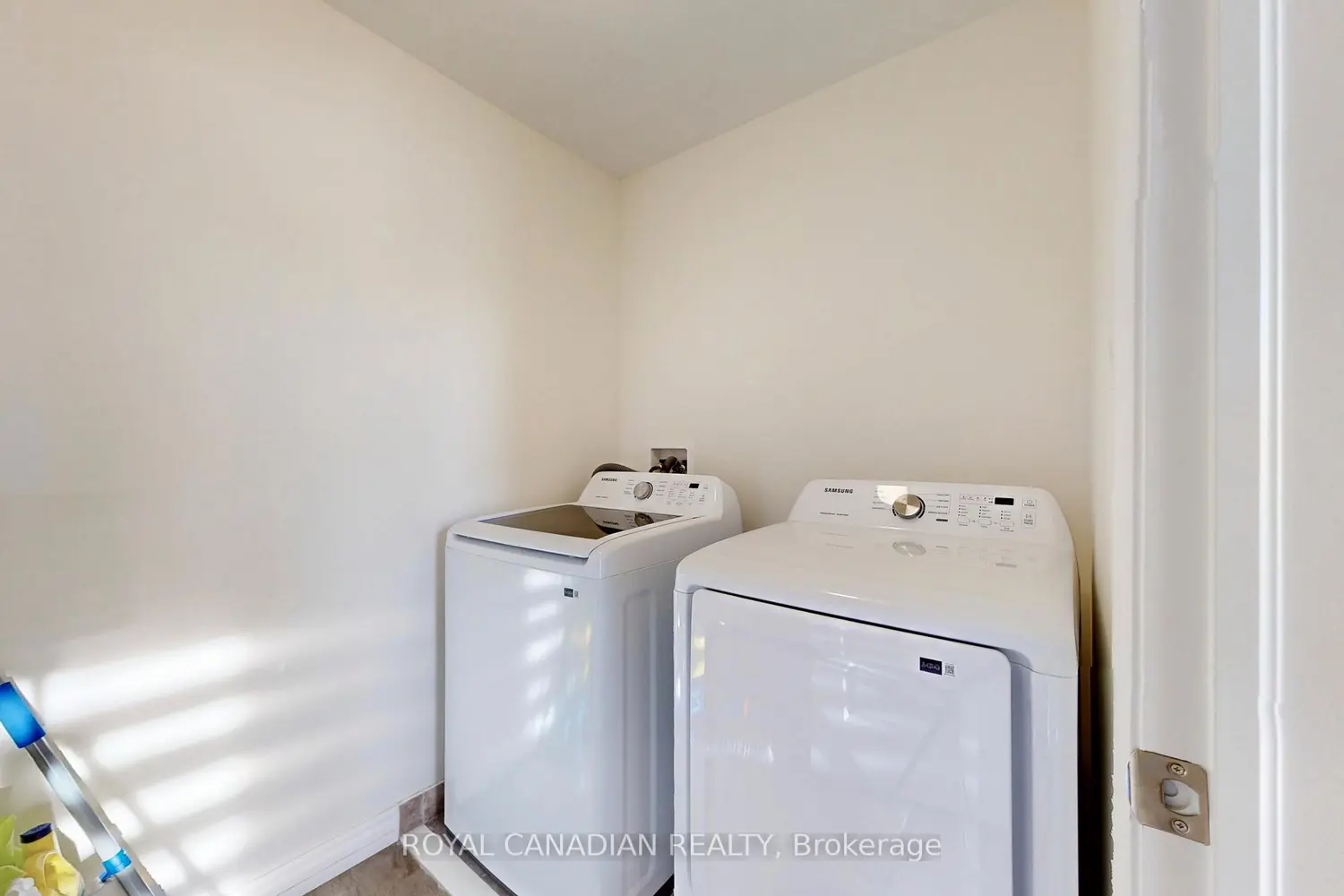 Additional image 14 of 38 Rochester Drive