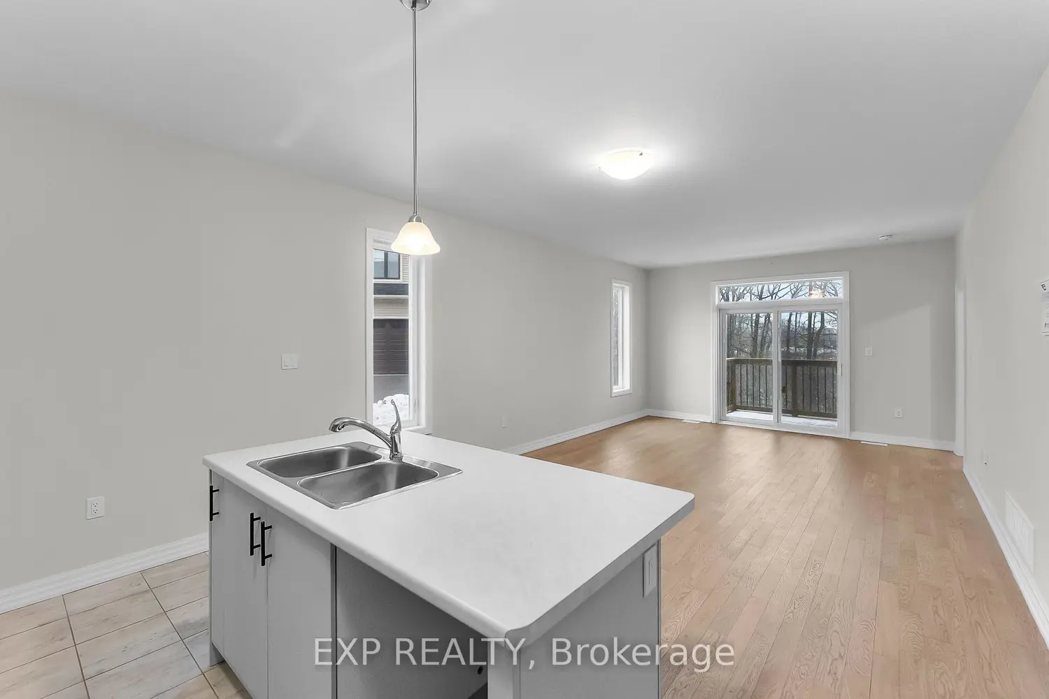 Additional image 6 of 4311 Mann Street 38