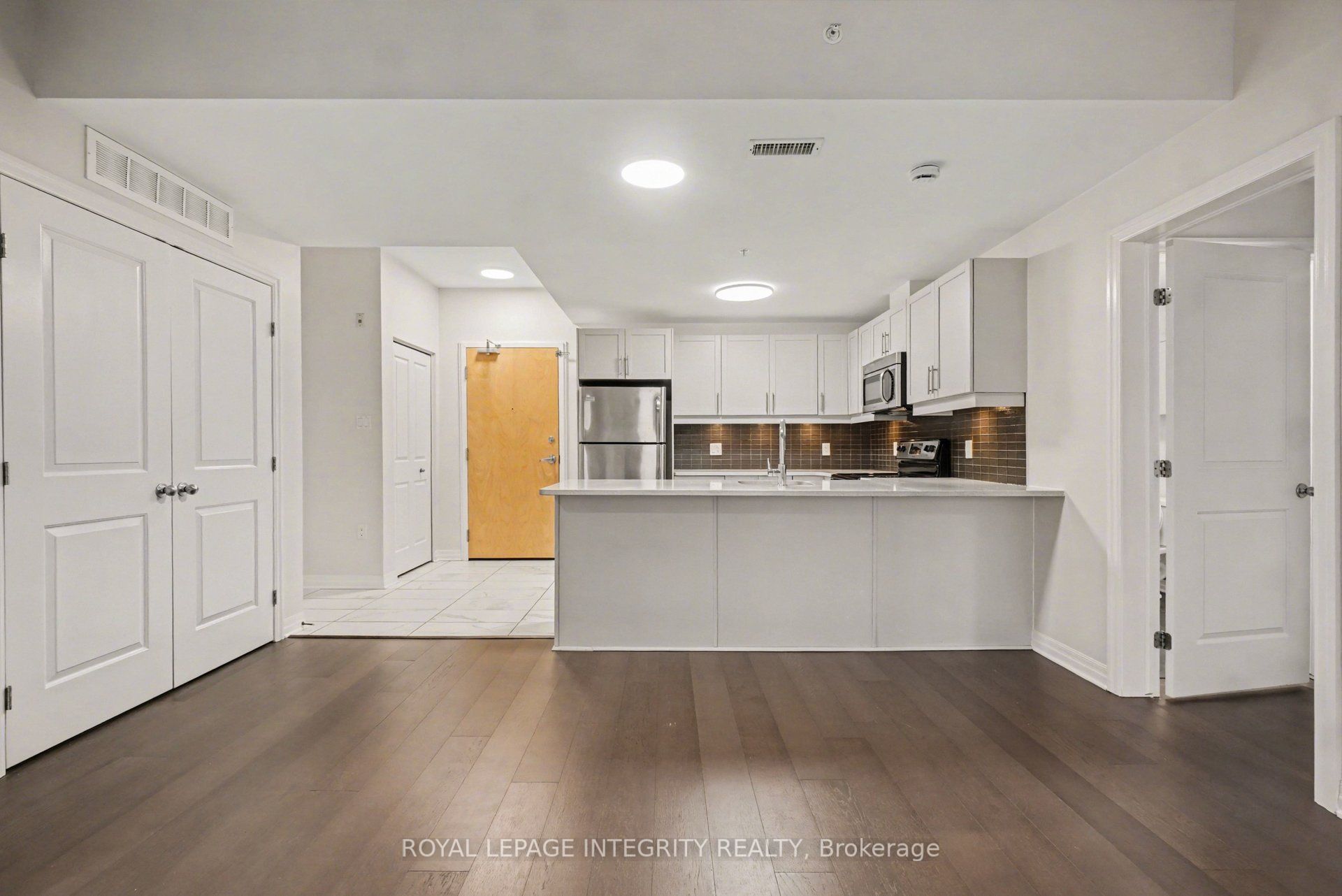 Additional image 6 of 201-200 Winterfell Private, Ottawa, ON, K1G 4J1