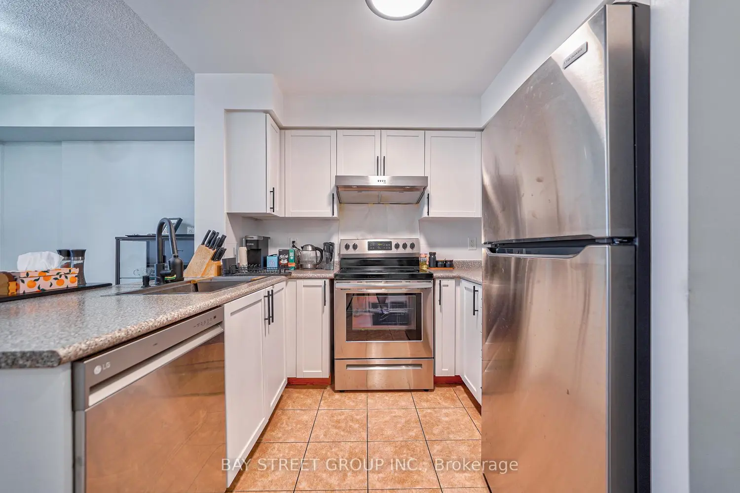 Additional image 7 of 5500 Yonge Street 803