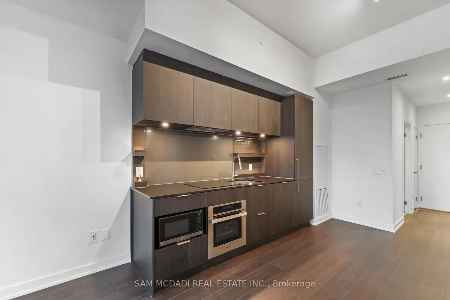 Additional image 8 of 28 Ann Street 813