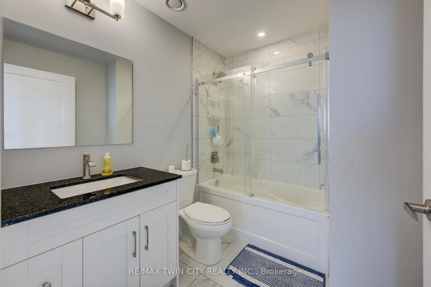 Additional image 12 of 60 Charles Street 1805