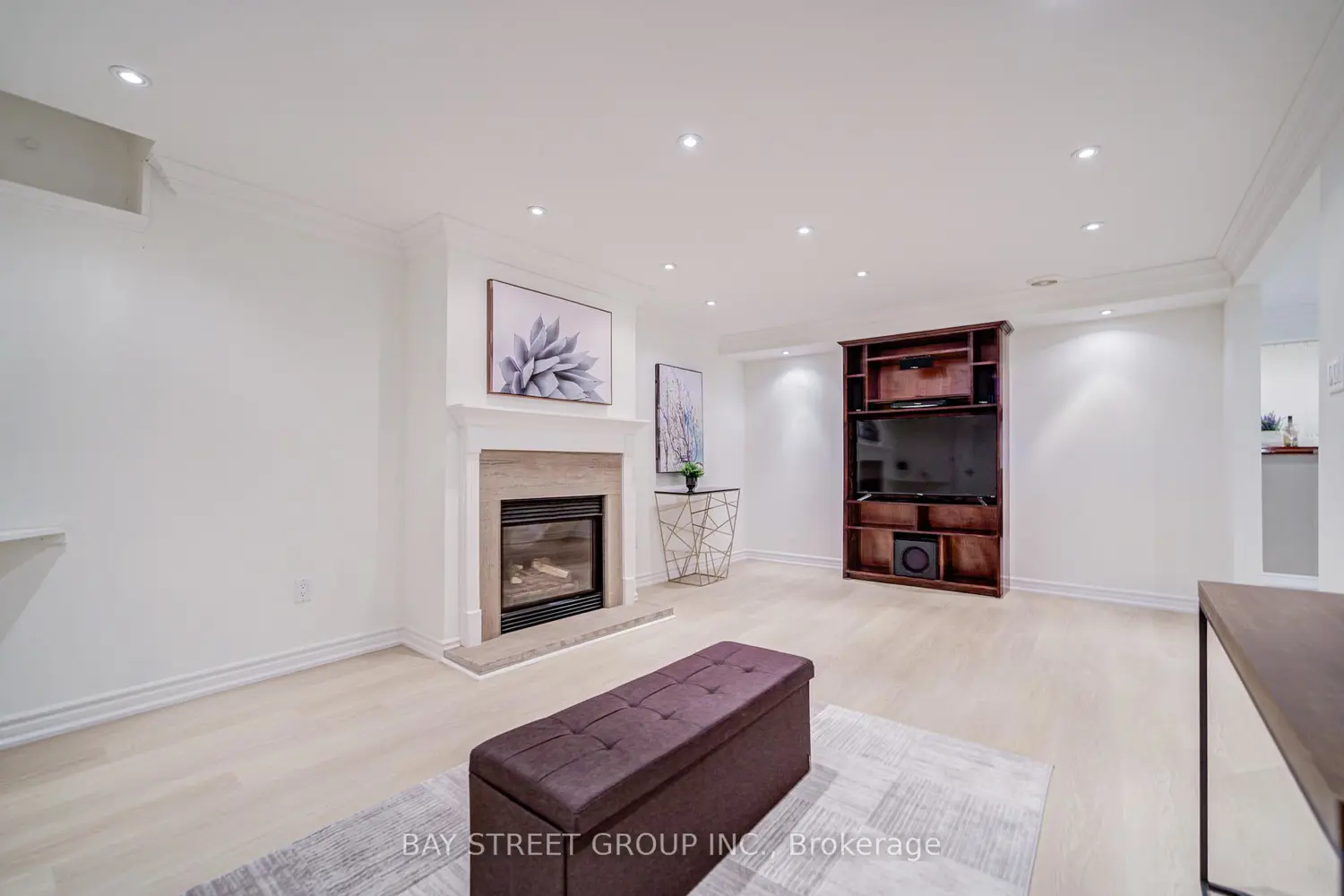 Additional image 19 of 214 William Roe Boulevard