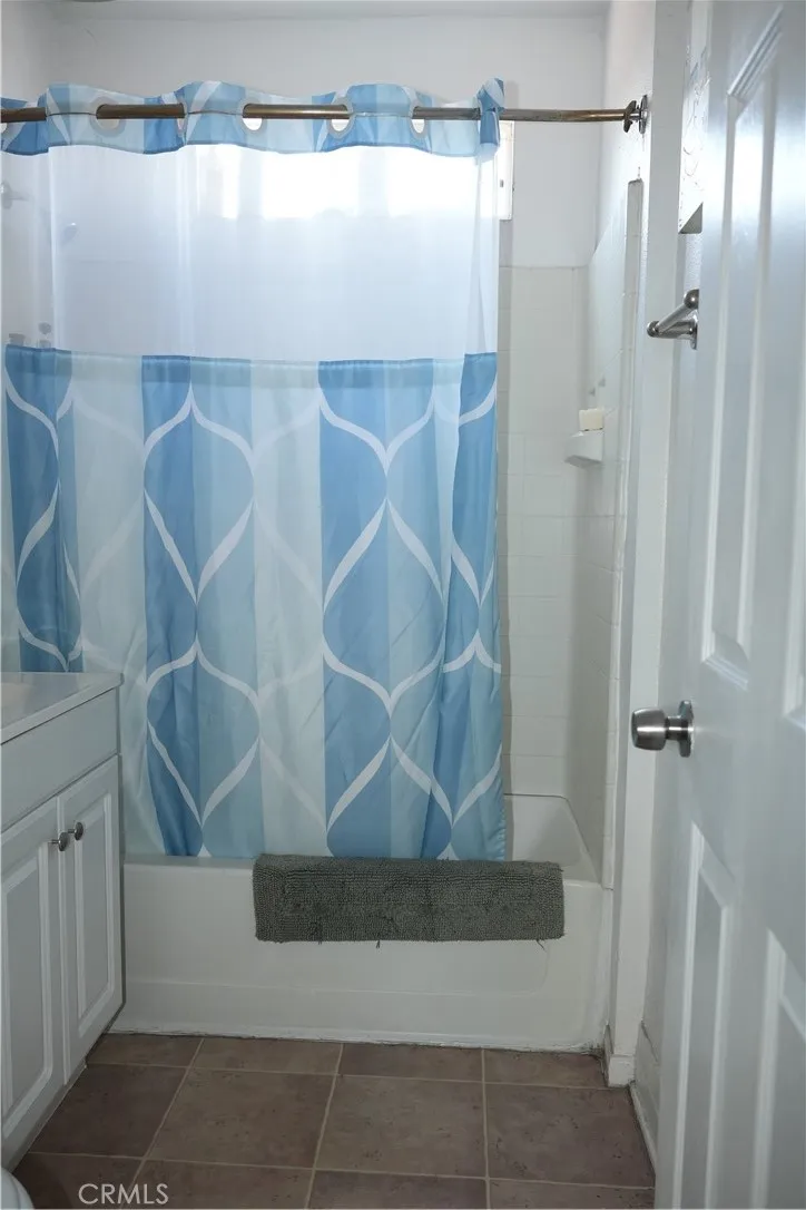 Additional image 63 of 611 W 91st St, Los Angeles, CA 90044