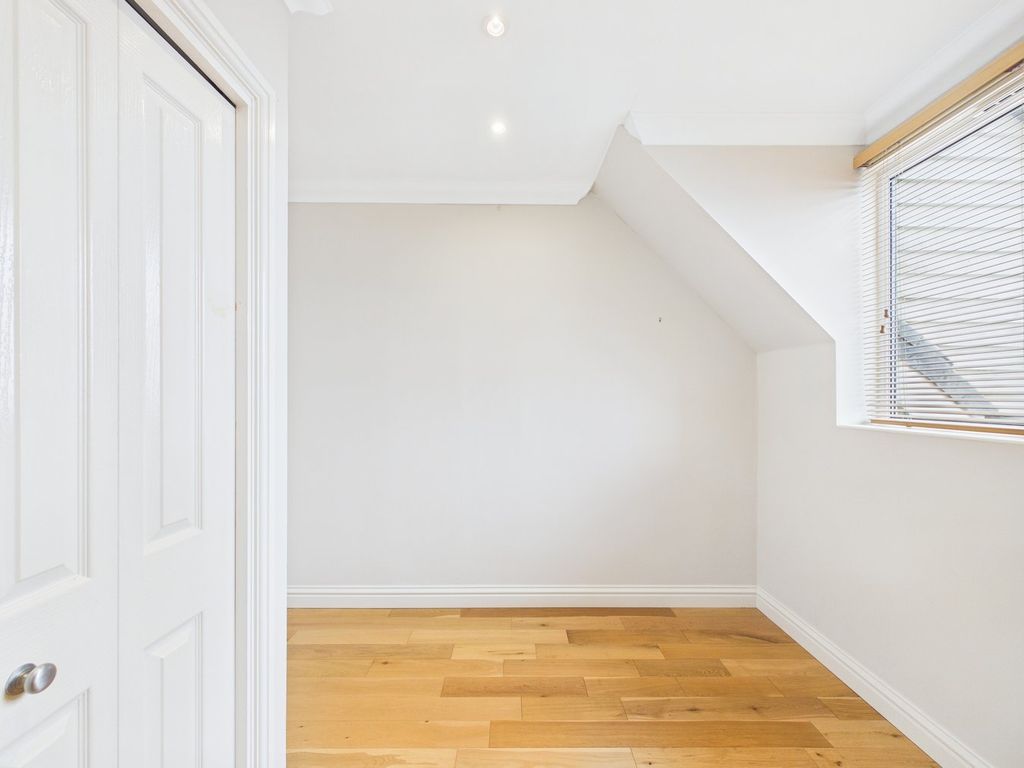 Additional image 8 of 2 bed flat for sale2 Saddlers Mews, Ramsgate CT12