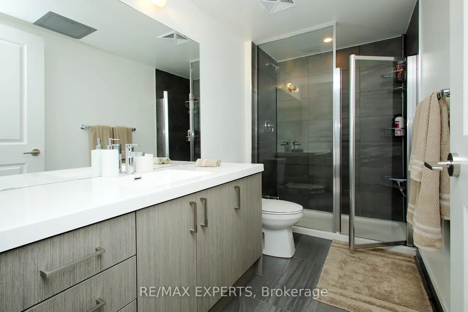 Additional image 10 of 155 Downsview Park Boulevard 115