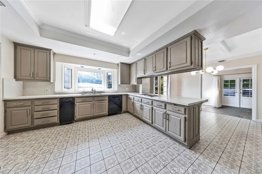 Additional image 18 of 307 N Terrace View Dr, Monrovia, CA 91016