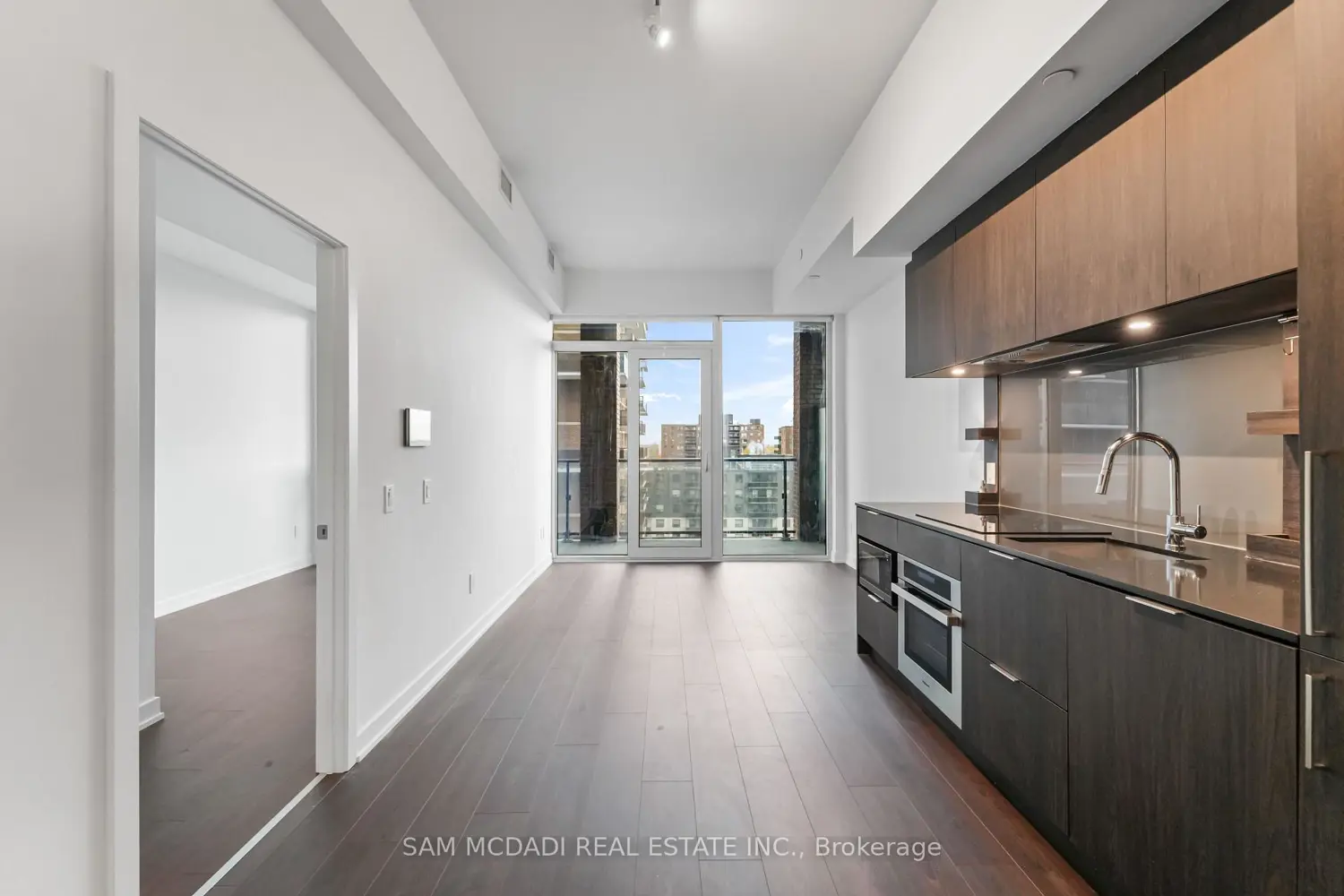 Additional image 3 of 28 Ann Street 813