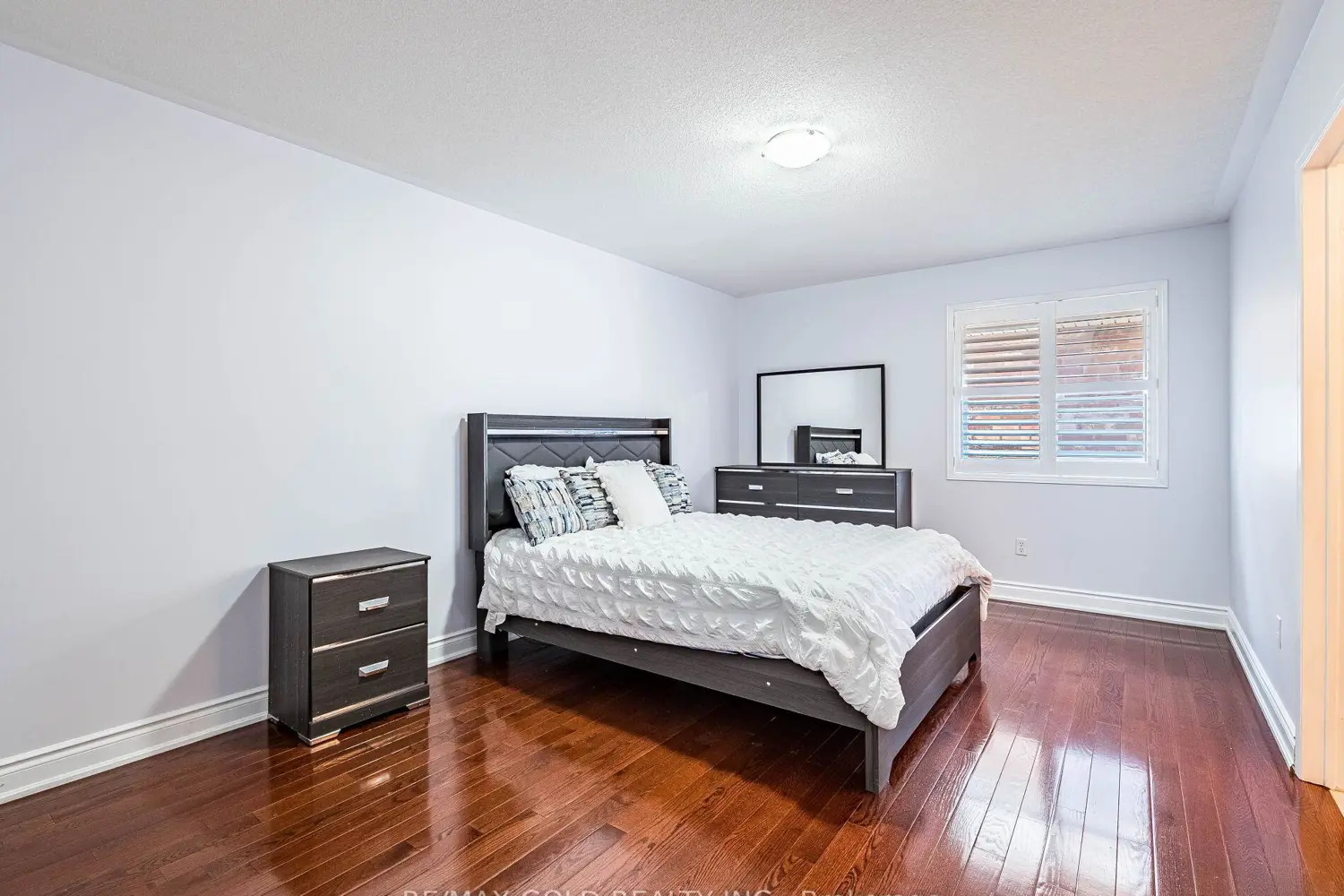 Additional image 14 of 36 Treegrove Crescent