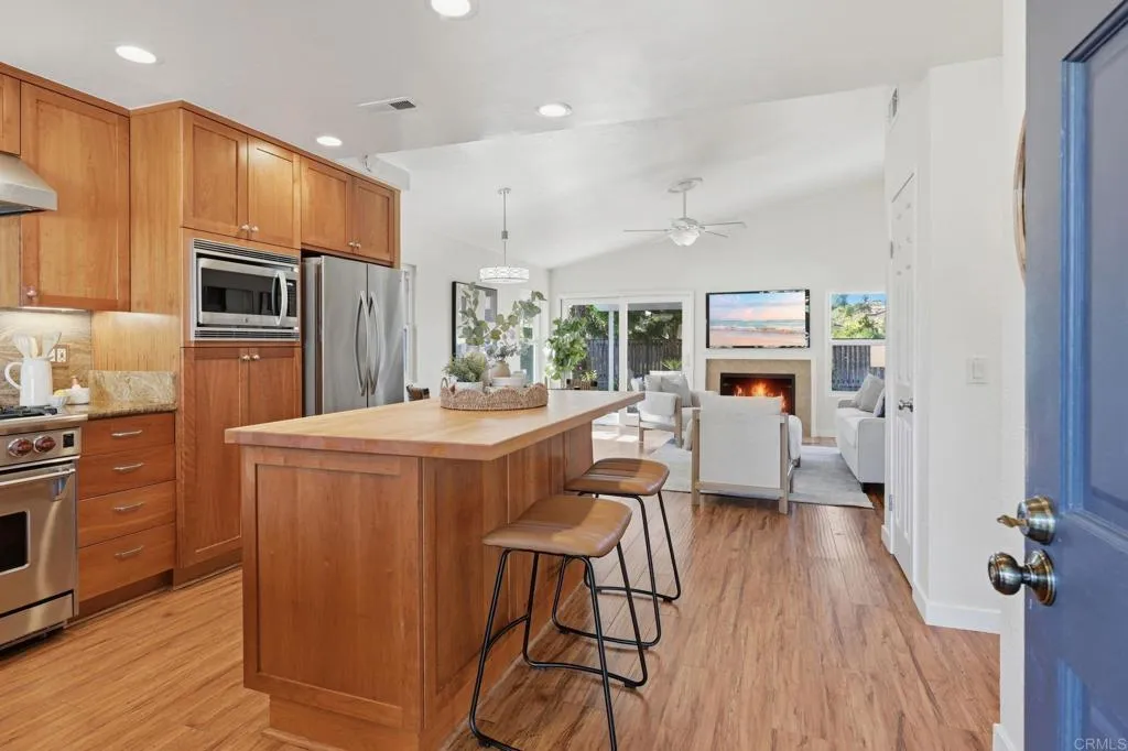 Additional image 36 of 7945 Calle Madrid, Carlsbad, CA 92009