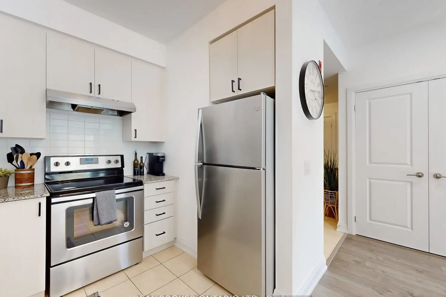 481 Rupert Avenue 122 photo 4