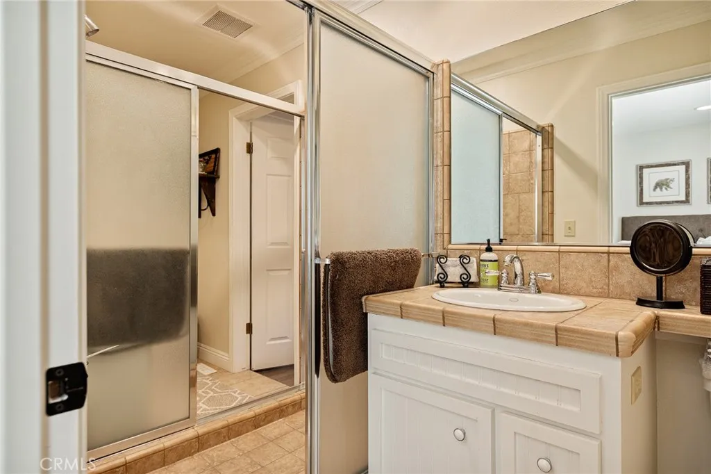 Additional image 33 of 813 Brentwood Dr, Lake Arrowhead, CA 92352