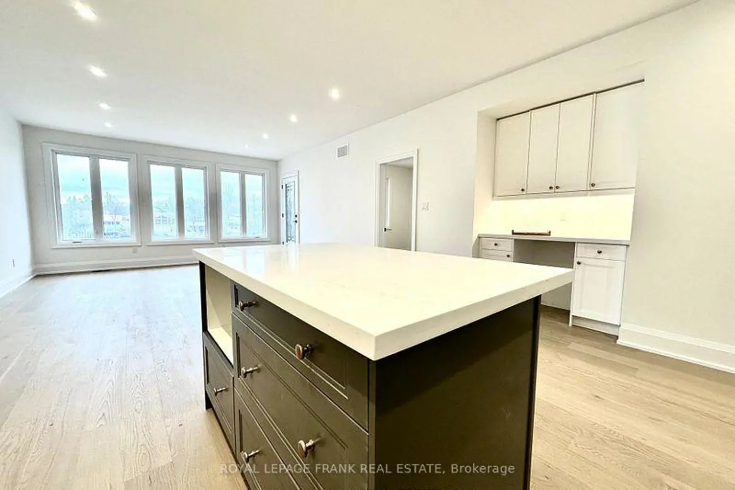 Additional image 3 of 34 Pond Street