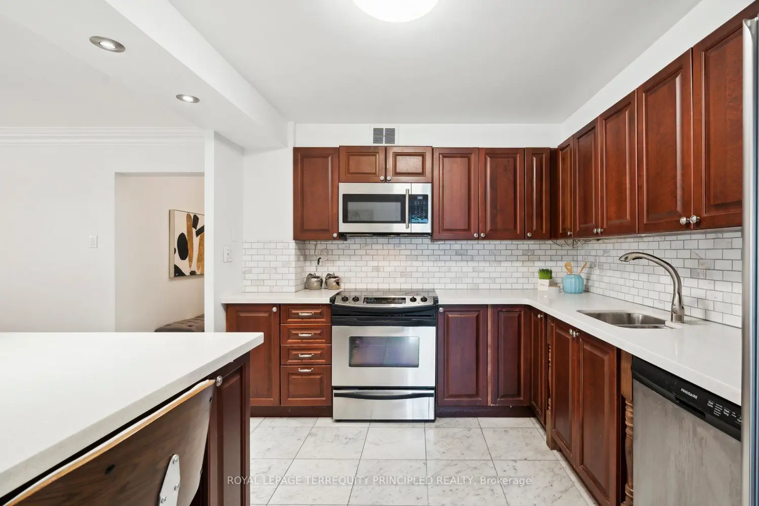 Additional image 4 of 1400 Dixie Road 315