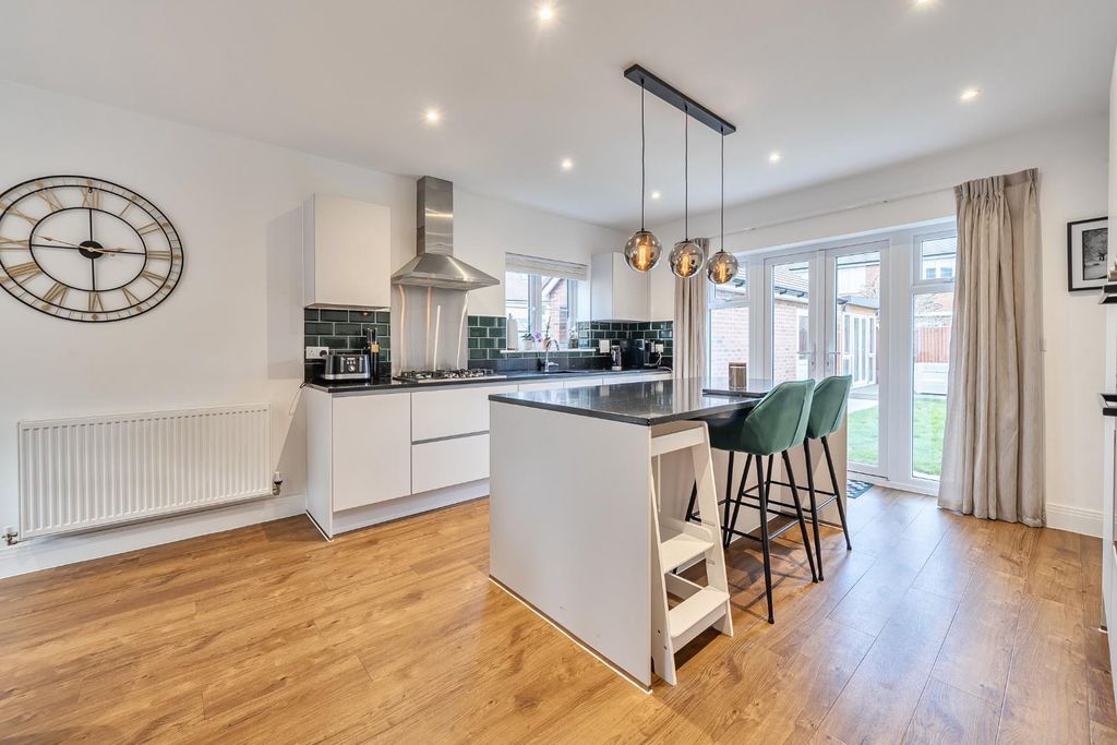 Additional image 4 of 4 bed detached house for saleLewis Corner, Potton SG19