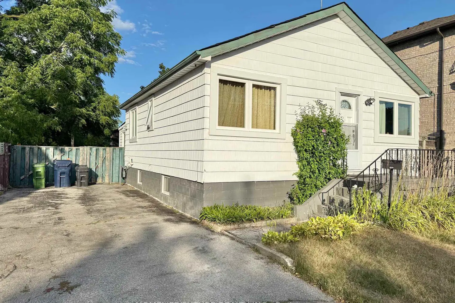 Additional image 3 of 5 Weir Crescent