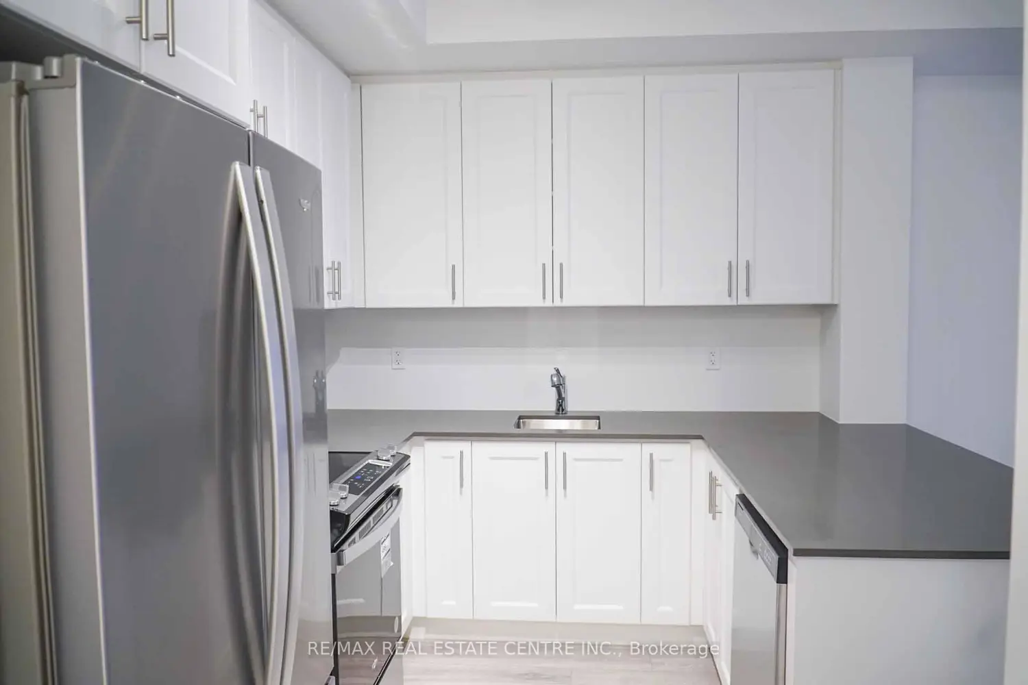 Additional image 12 of 14 Lytham Green Circle 24