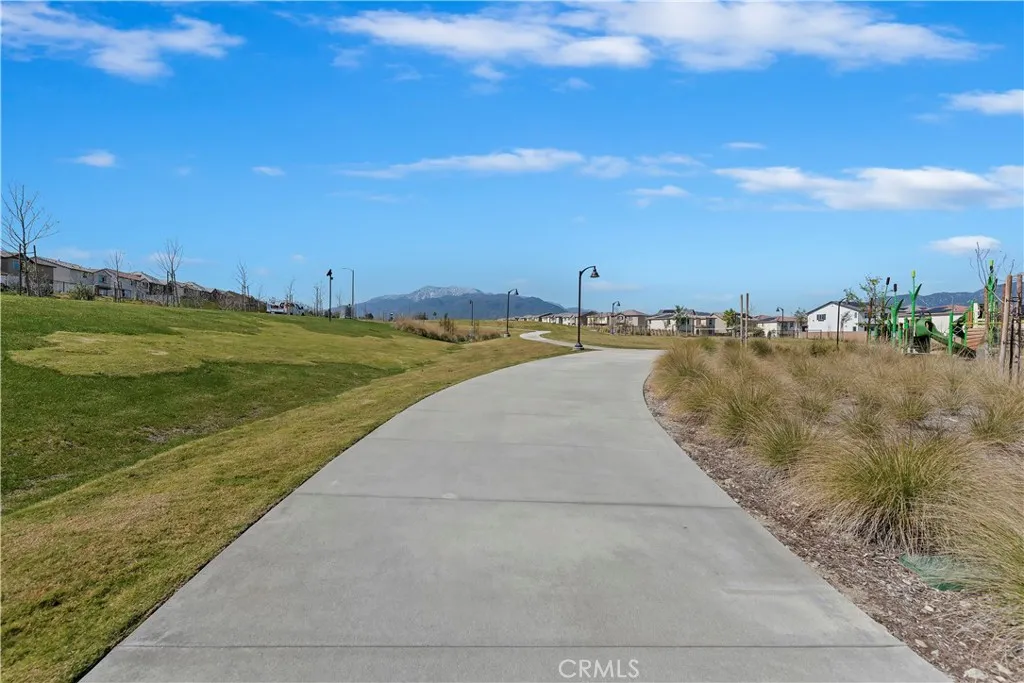 Additional image 124 of 364 Castaic Way, Rialto, CA 92377