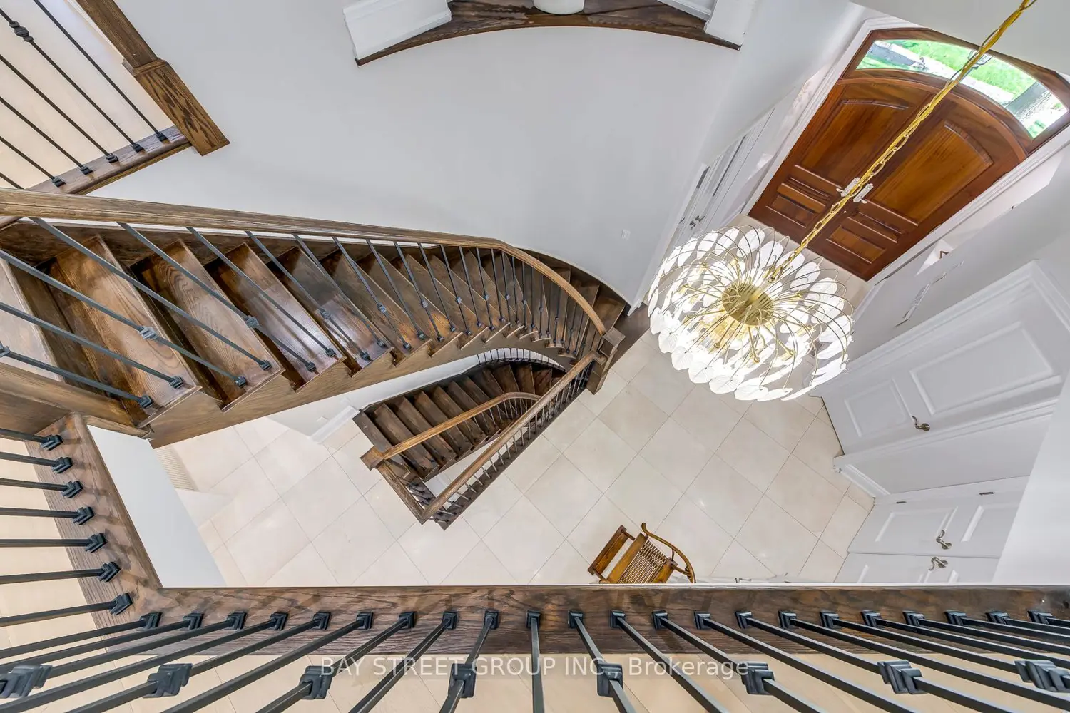 Additional image 5 of 452 Avon Crescent