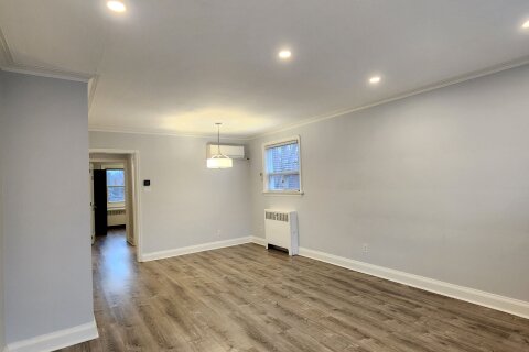 Additional image 8 of Main-4 Gaylord Drive, Toronto, ON, M1R 1C1
