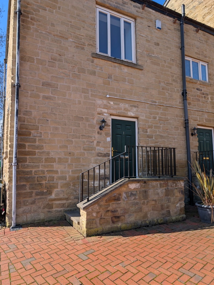 2 Bed Flat, Buslingthorpe Lane, LS7, N1 7GU