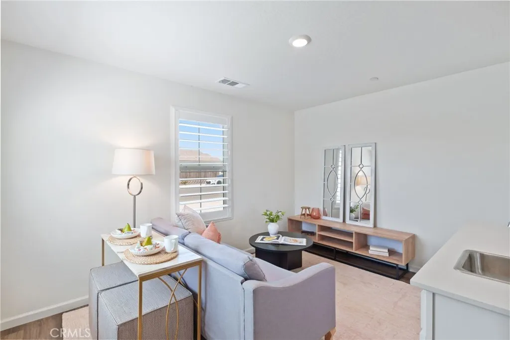 Additional image 44 of 1098 Stonebridge Ave, Tulare, CA 93274