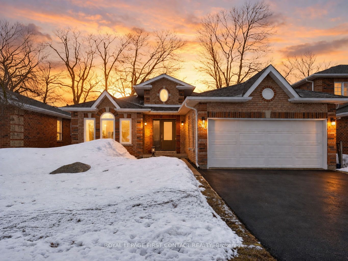 340 Livingstone Street W, Barrie, ON, L4N 7C5