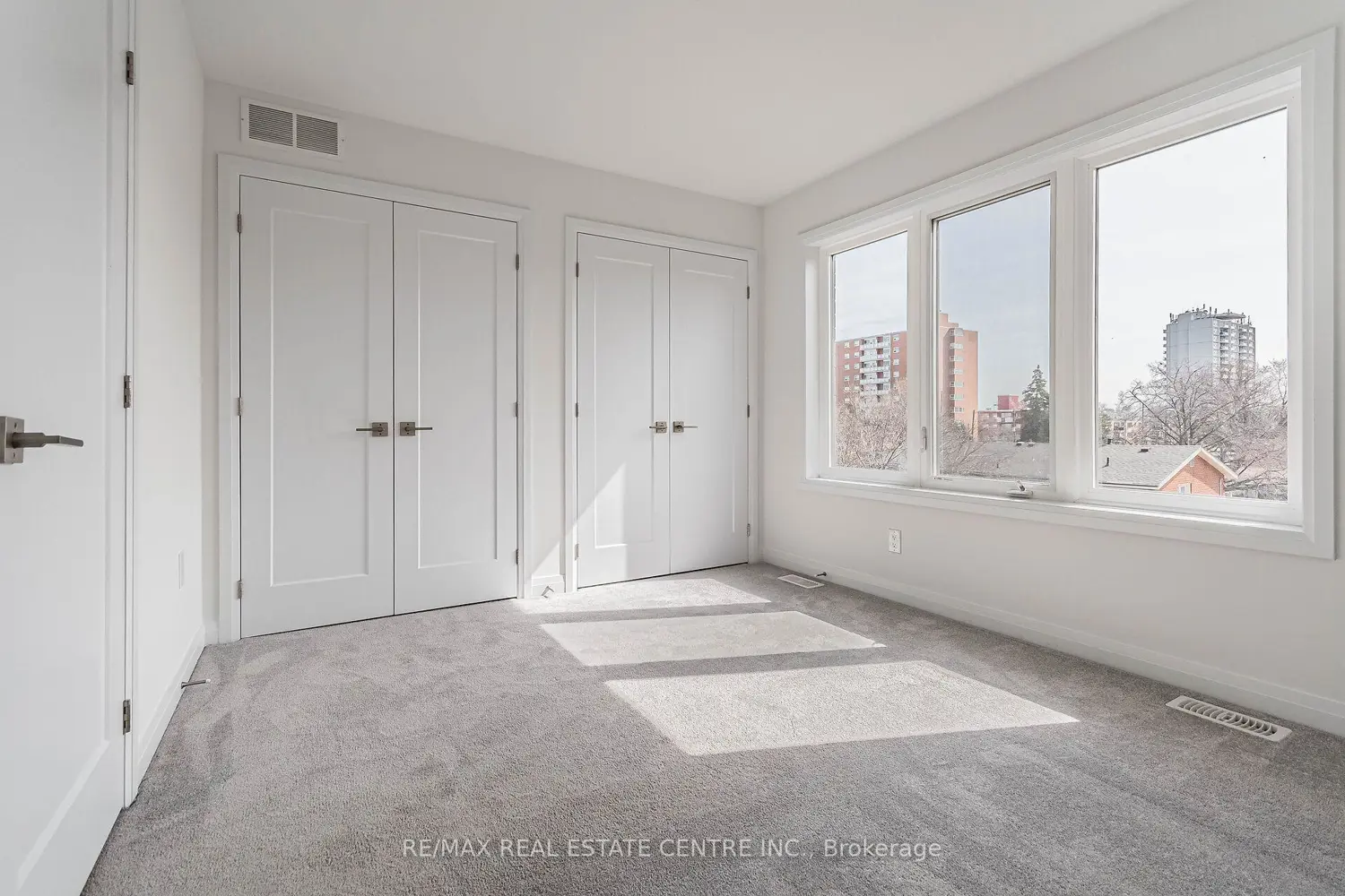 Additional image 12 of 270 Melvin Avenue 33