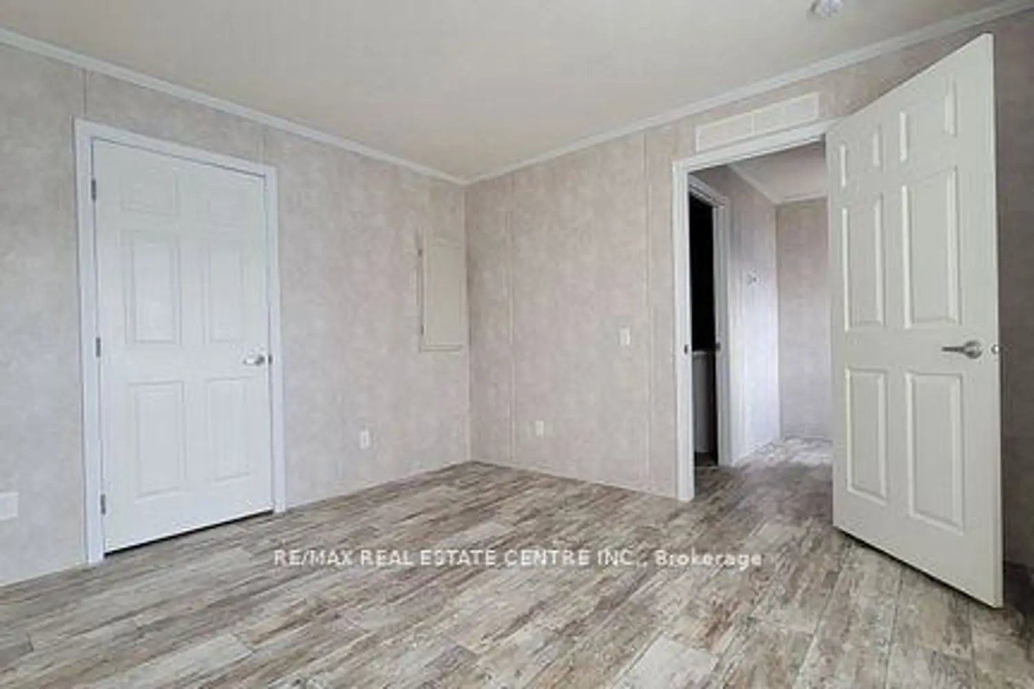 Additional image 13 of 24 Macpherson Crescent