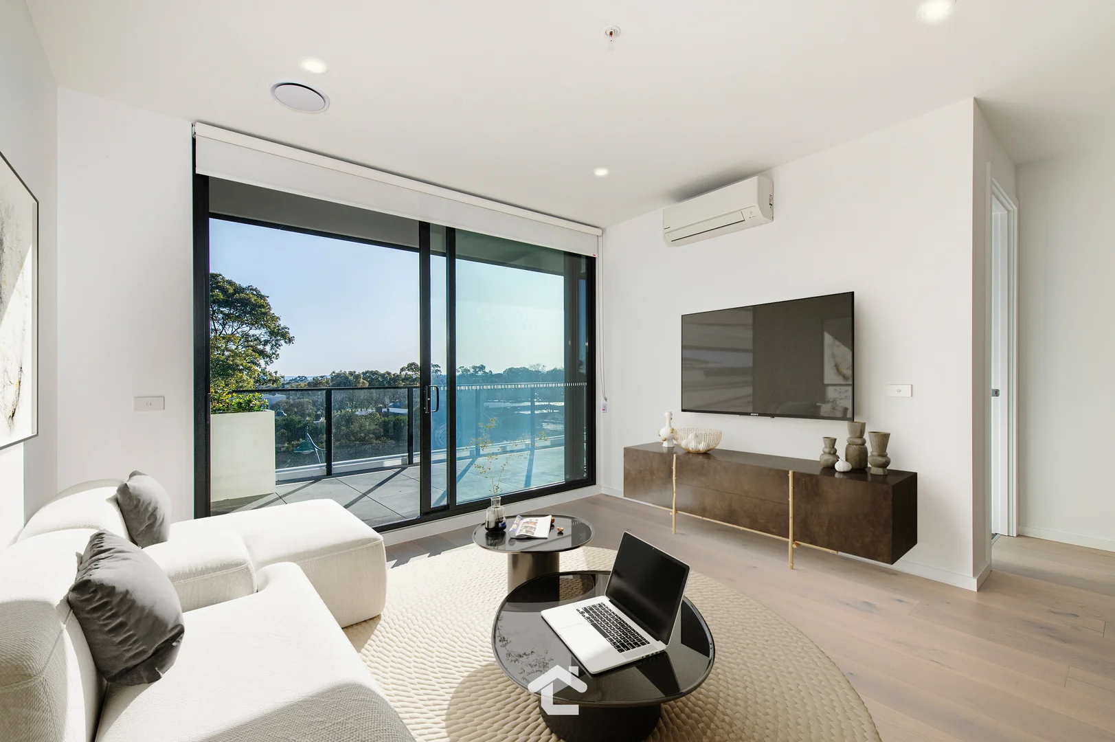 Additional image 2 of 403/168 Whitehorse Road, Blackburn VIC 3130