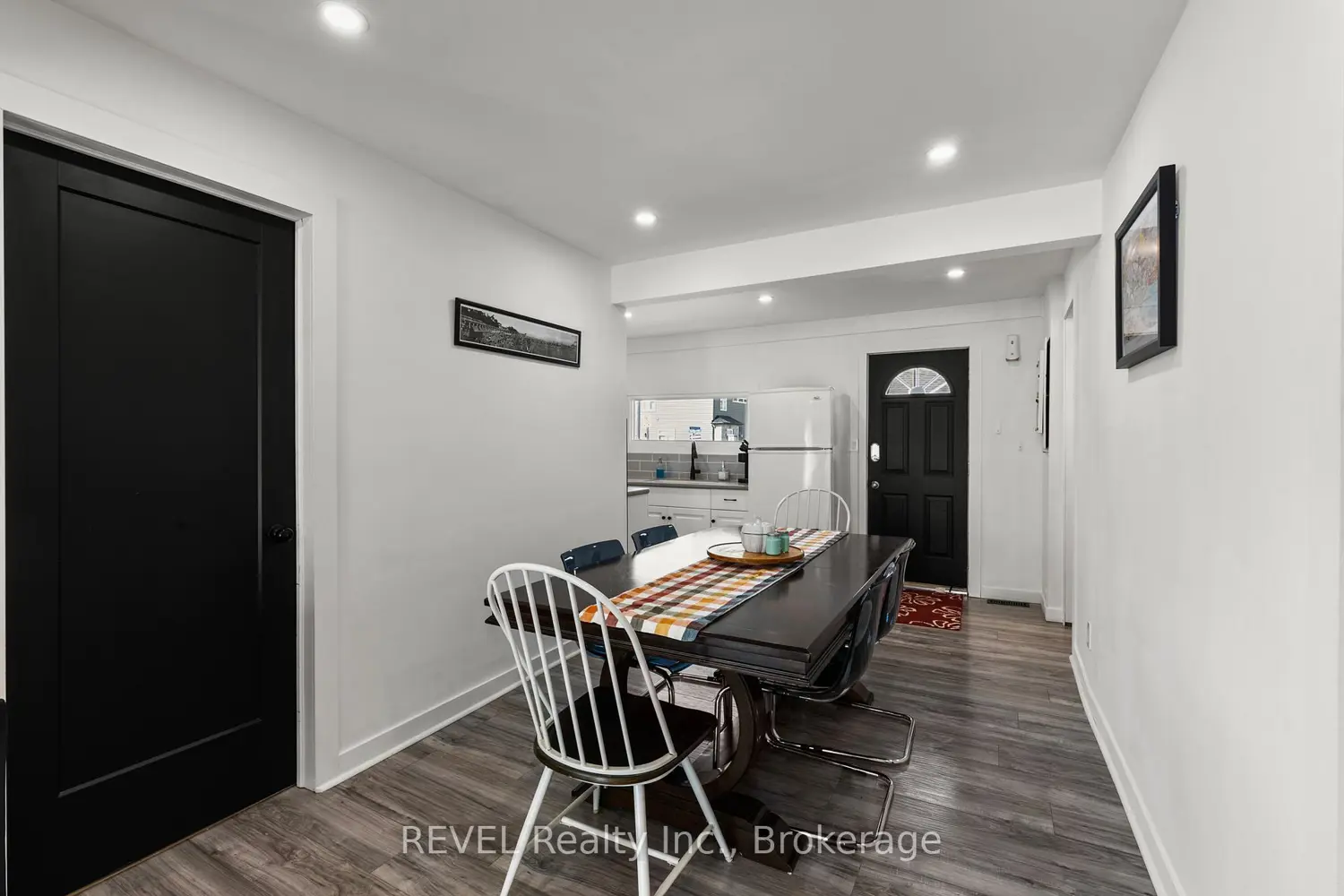 313 Ridgeway Road photo 4