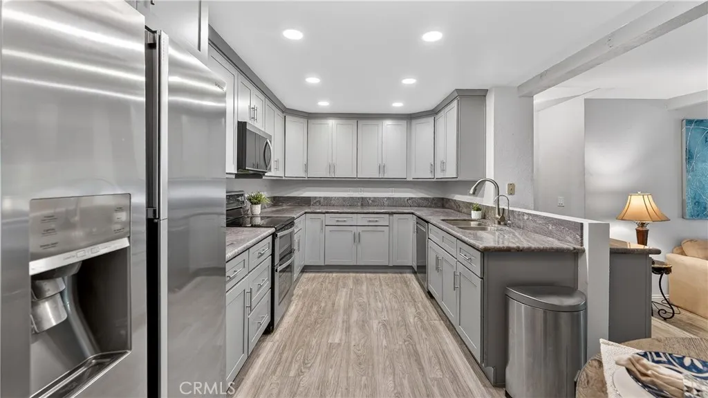 Additional image 11 of 21372 Brookhurst St Unit 626, Huntington Beach, CA 92646