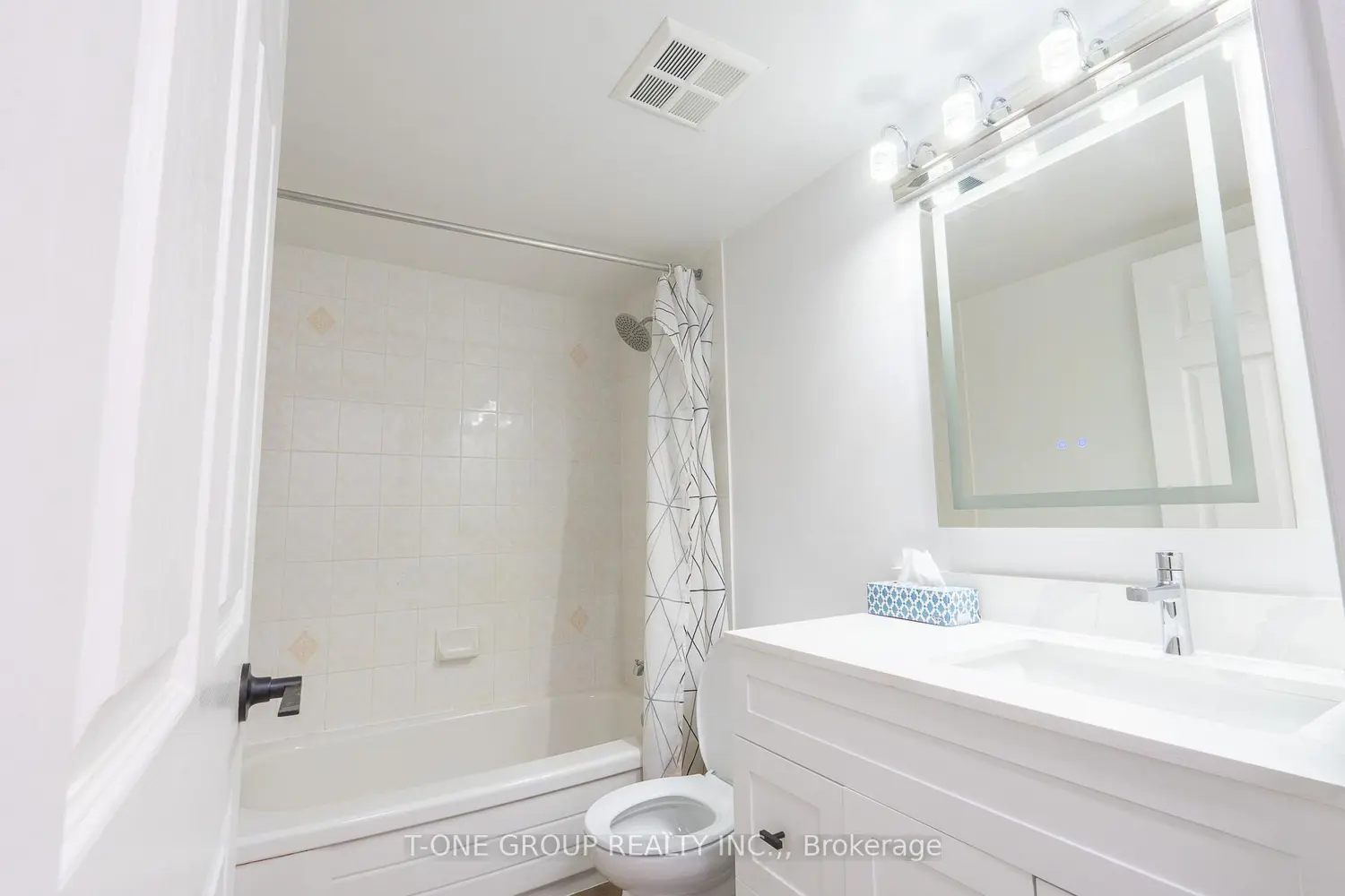 Additional image 4 of 29 Pemberton Avenue 605