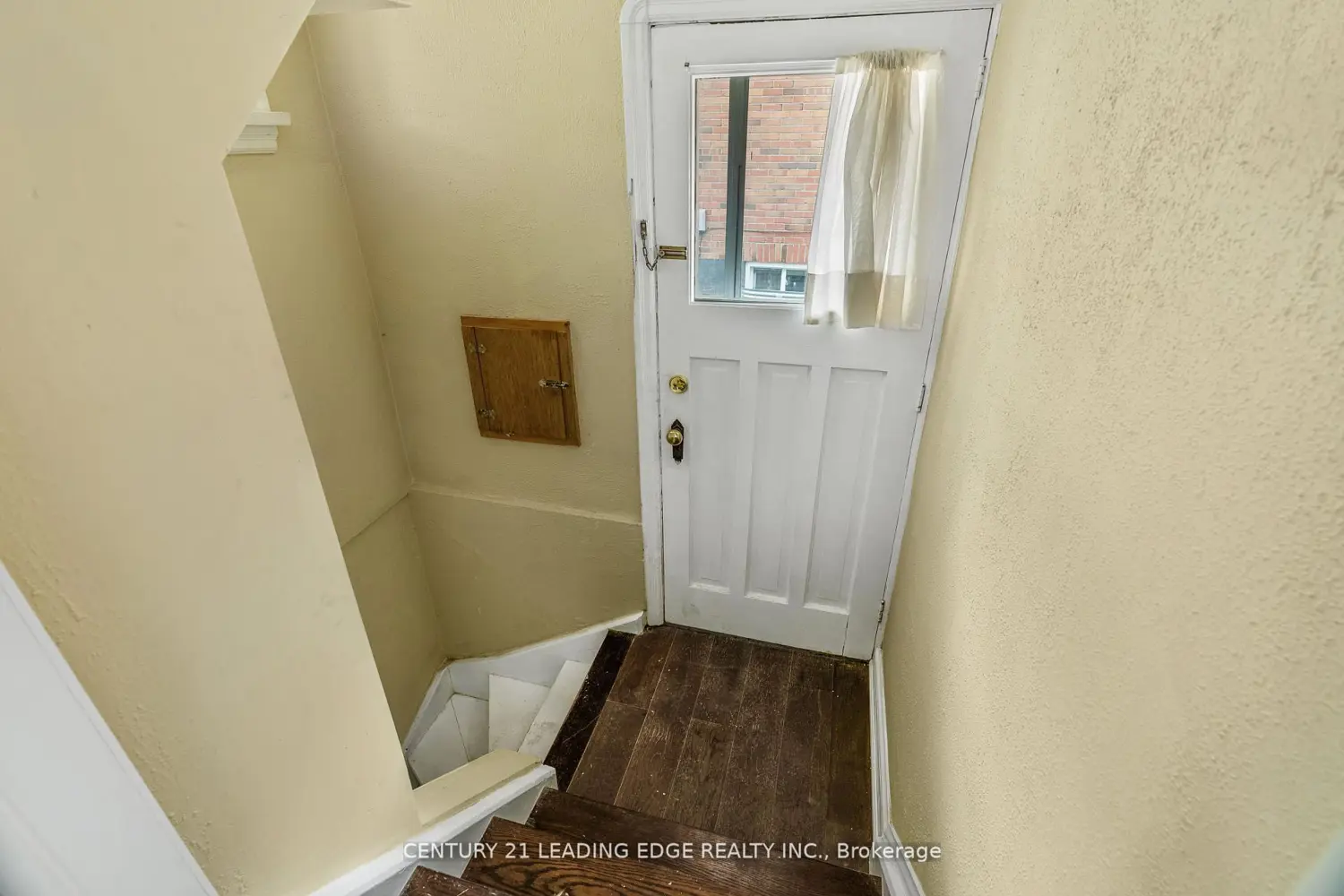 Additional image 8 of 96 Oakes Avenue