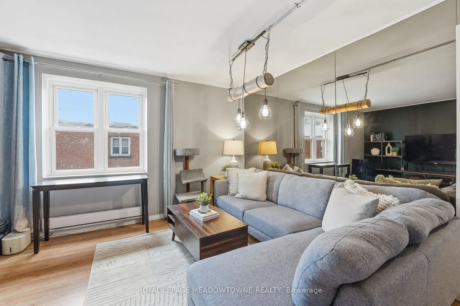 Additional image 15 of 1351 Lakeshore Road 15