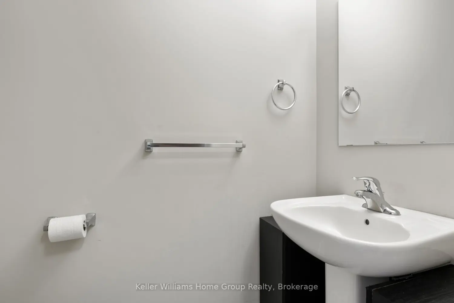 Additional image 11 of 333 Gosling Gardens 314